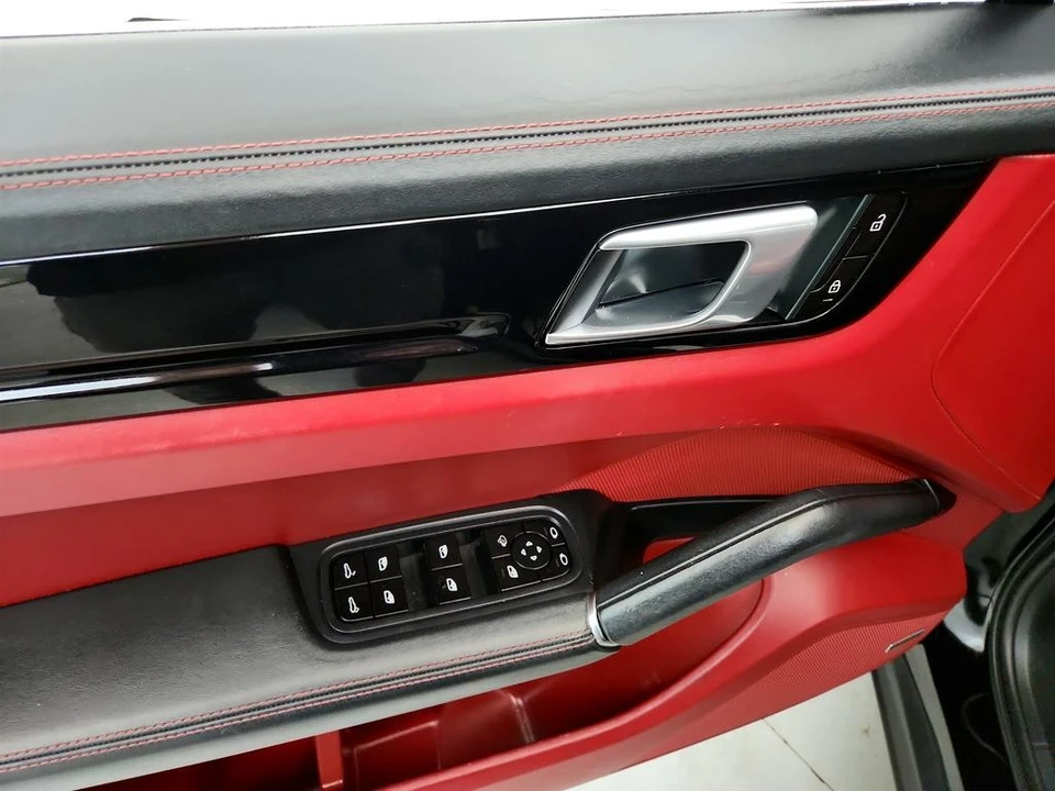 2019 Porsche 9Y0/9Y3 Cayenne - Image 23 of 31