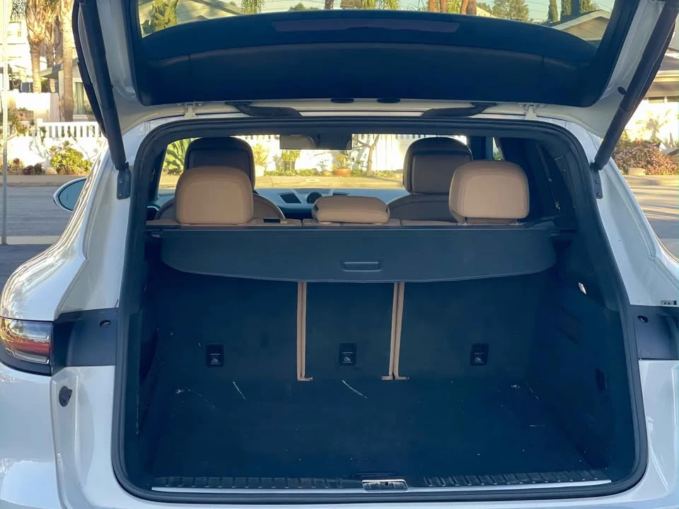2019 Porsche 9Y0/9Y3 Cayenne - Image 12 of 16