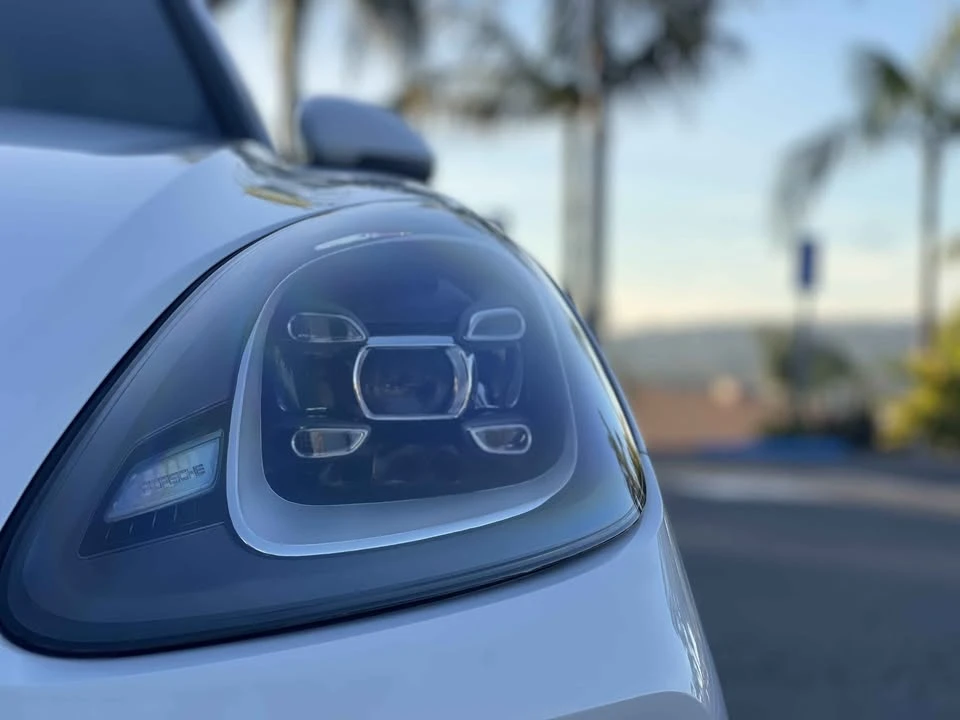 2019 Porsche 9Y0/9Y3 Cayenne - Image 4 of 16