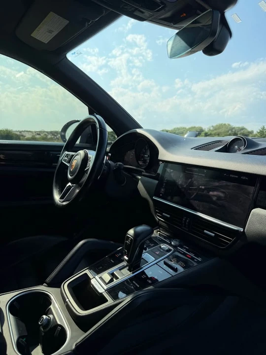 2019 Porsche 9Y0/9Y3 Cayenne - Image 18 of 19
