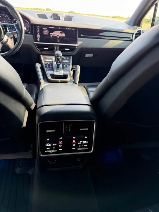 2019 Porsche 9Y0/9Y3 Cayenne - Image 13 of 19