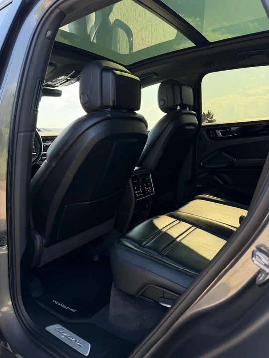 2019 Porsche 9Y0/9Y3 Cayenne - Image 14 of 19