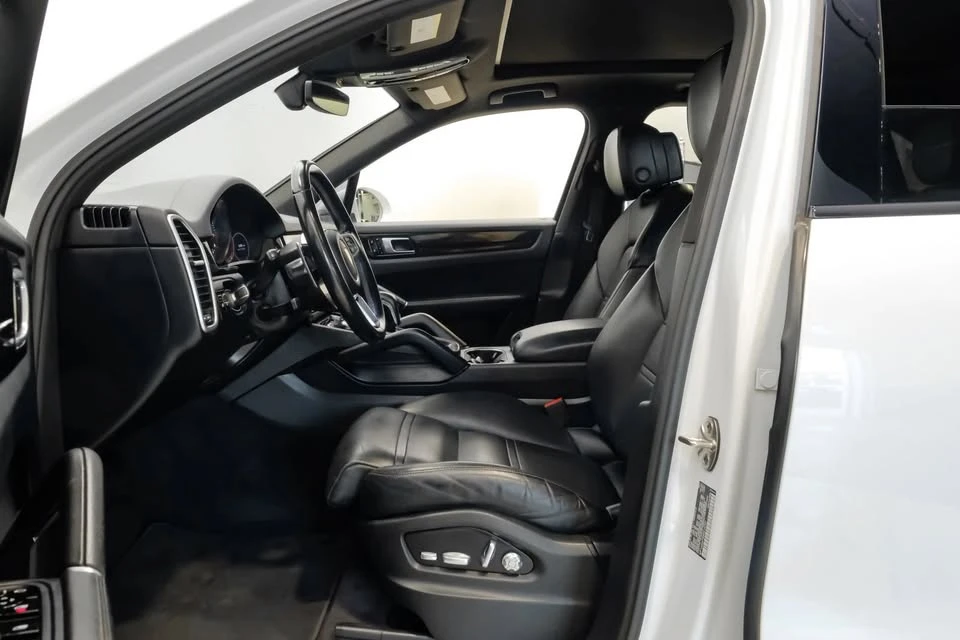 2019 Porsche 9Y0/9Y3 Cayenne - Image 5 of 20