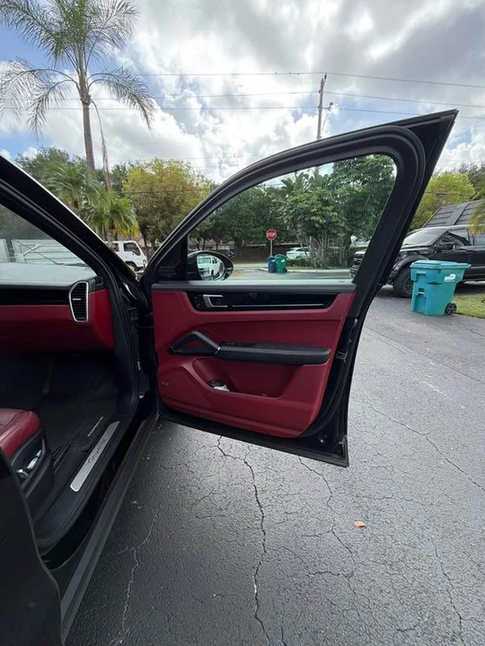 2019 Porsche 9Y0/9Y3 Cayenne - Image 14 of 15