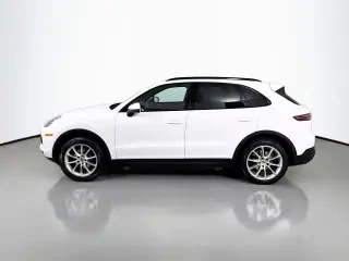 2019 Porsche 9Y0/9Y3 Cayenne - Image 2 of 4