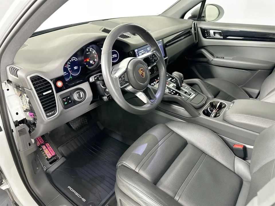 2019 Porsche 9Y0/9Y3 Cayenne - Image 4 of 7