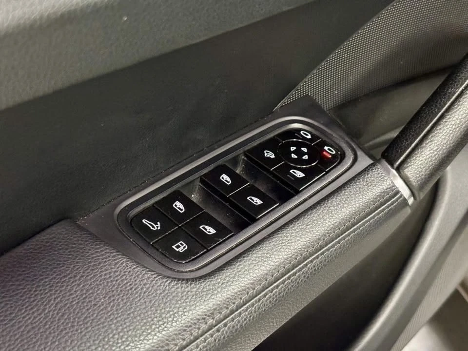 2019 Porsche 9Y0/9Y3 Cayenne - Image 13 of 20