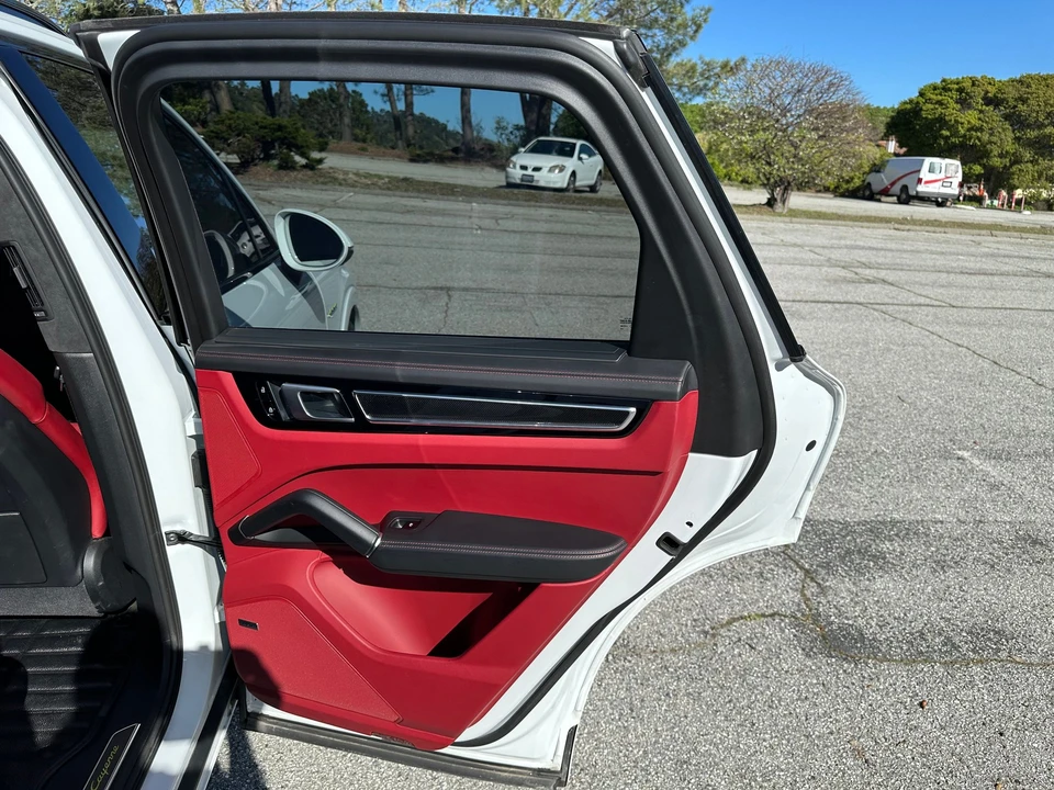 2019 Porsche 9Y0/9Y3 Cayenne - Image 25 of 31