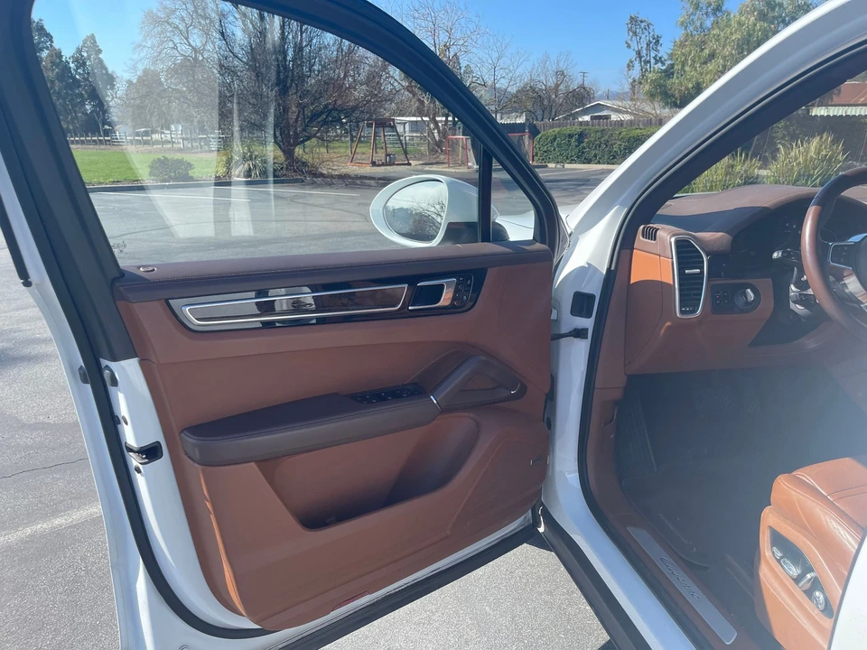 2019 Porsche 9Y0/9Y3 Cayenne - Image 4 of 24