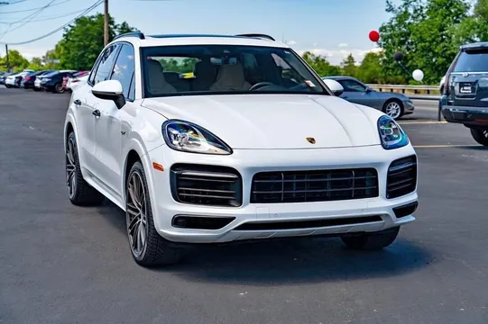 2019 Porsche Cayenne E-Hybrid Base