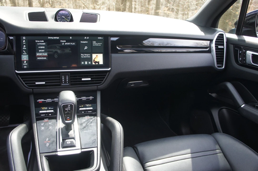 2019 Porsche 9Y0/9Y3 Cayenne - Image 18 of 31