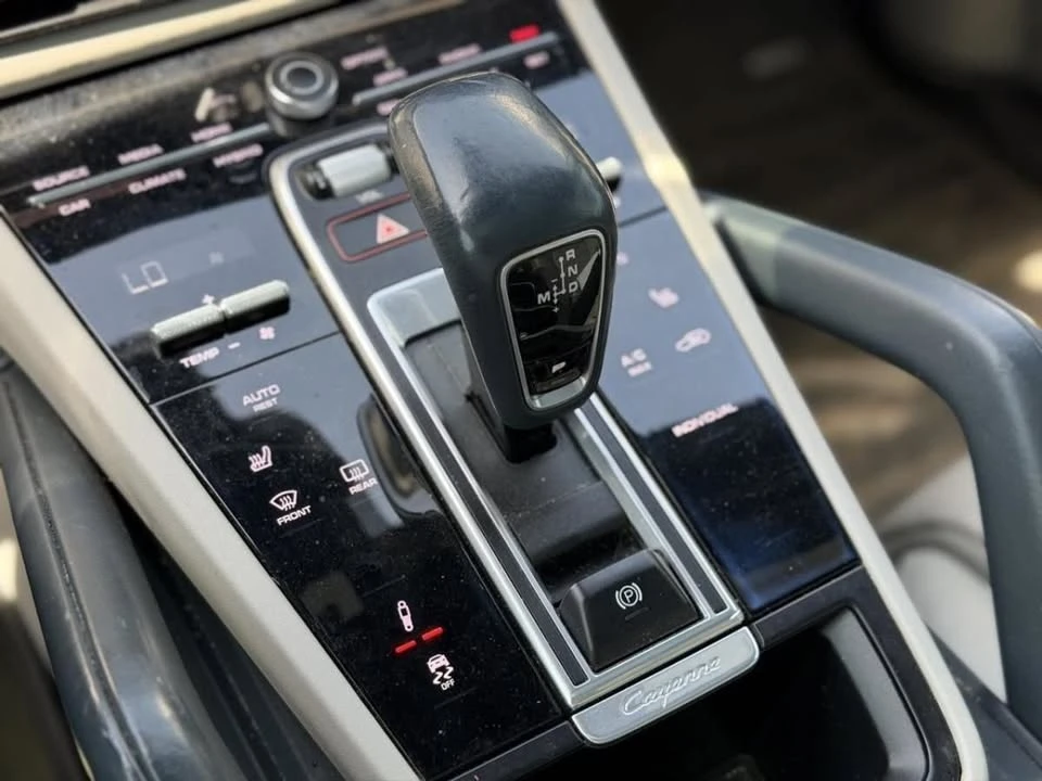 2019 Porsche 9Y0/9Y3 Cayenne - Image 19 of 20