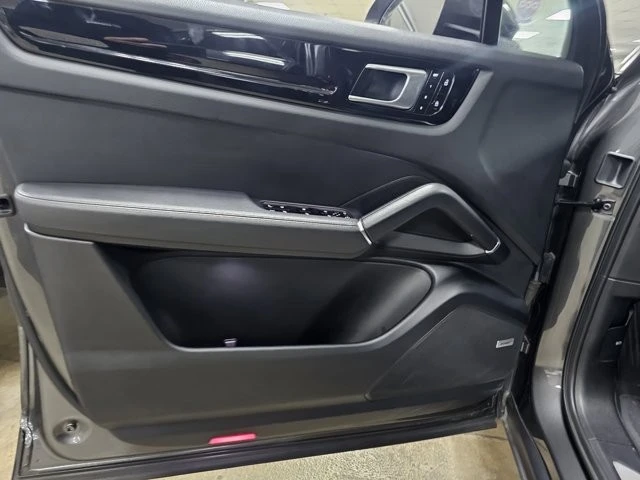 2019 Porsche 9Y0/9Y3 Cayenne - Image 11 of 12