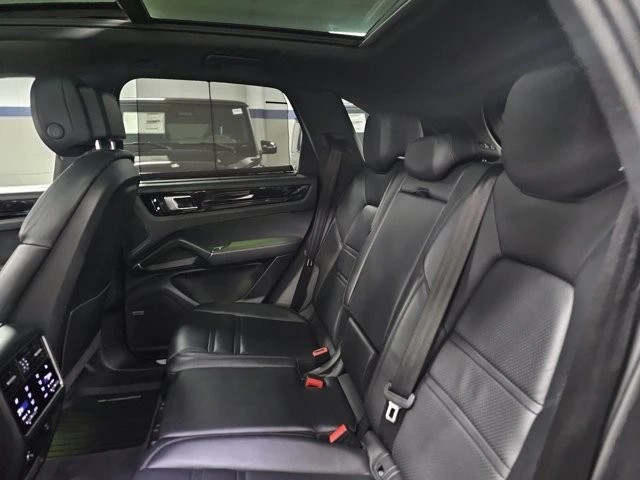 2019 Porsche 9Y0/9Y3 Cayenne - Image 8 of 12