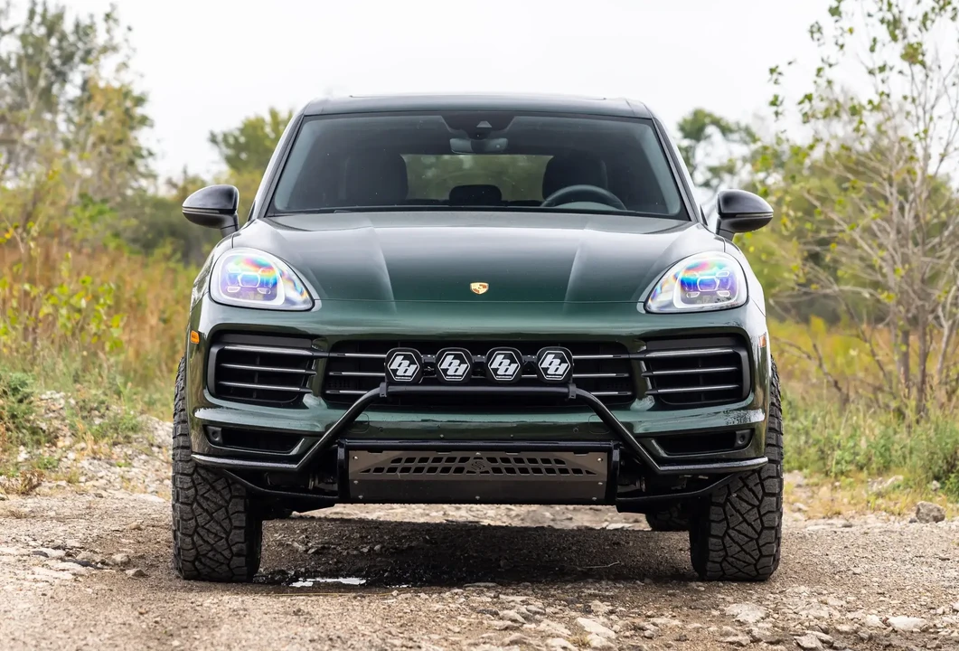 2019 Porsche 9Y0/9Y3 Cayenne - Image 1 of 6