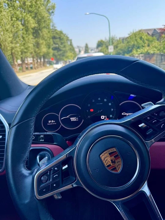 2019 Porsche 9Y0/9Y3 Cayenne - Image 2 of 7