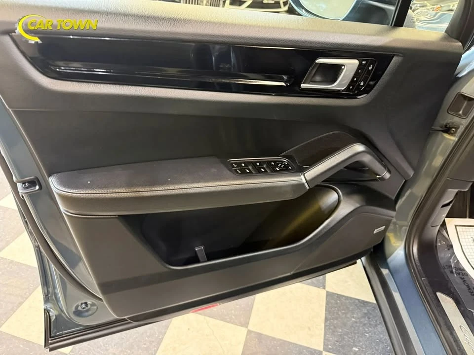 2019 Porsche 9Y0/9Y3 Cayenne - Image 16 of 20