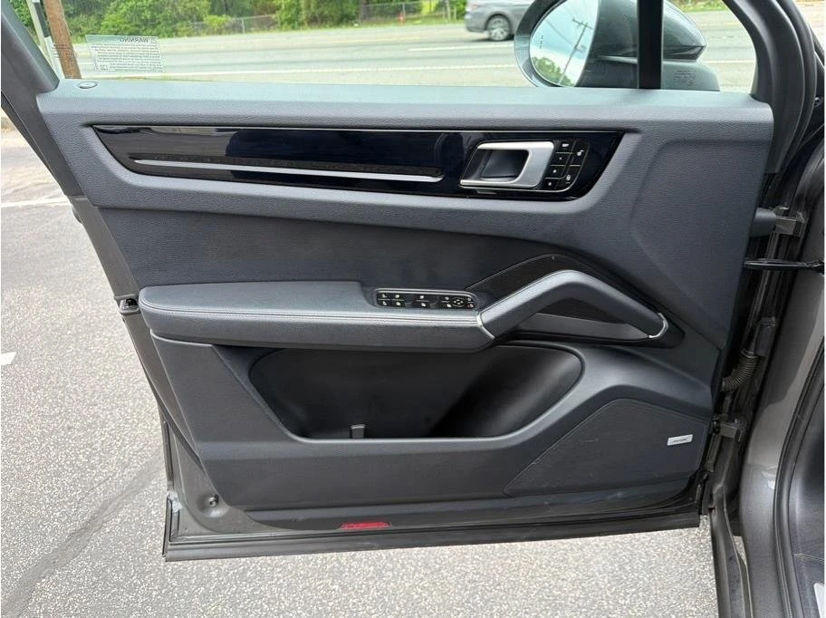 2019 Porsche 9Y0/9Y3 Cayenne - Image 9 of 20
