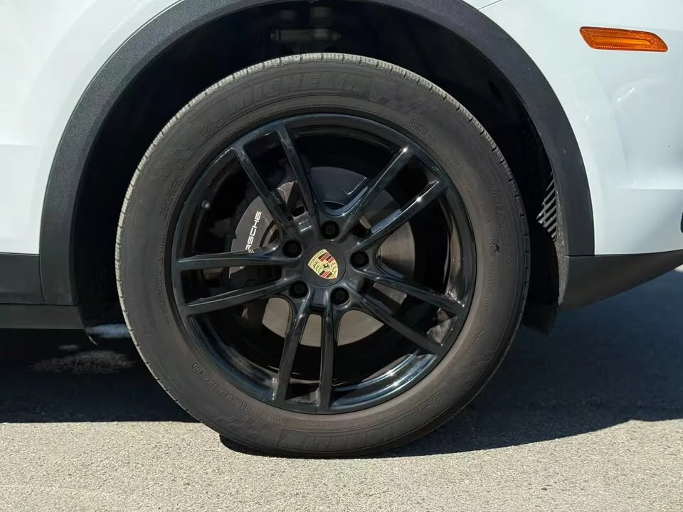 2019 Porsche 9Y0/9Y3 Cayenne - Image 15 of 17