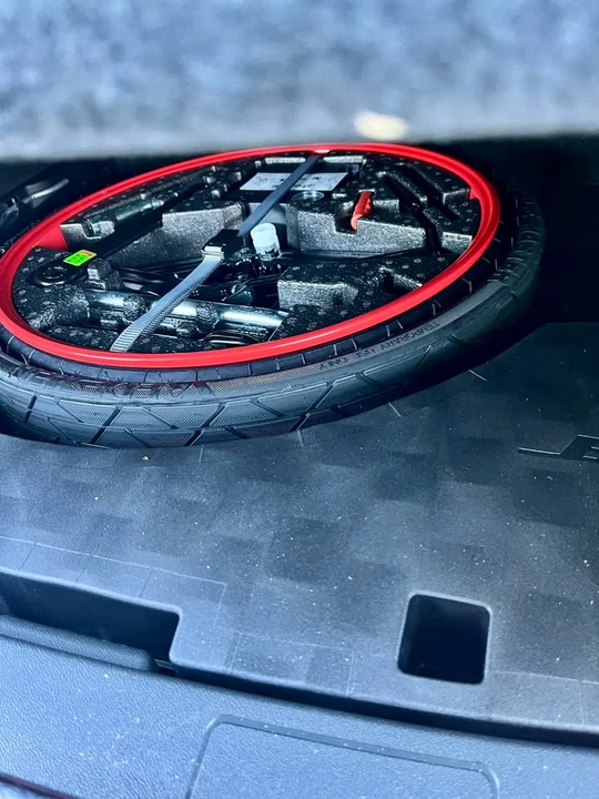 2019 Porsche 9Y0/9Y3 Cayenne - Image 13 of 18