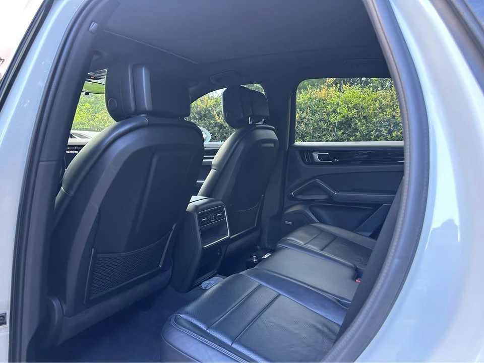 2019 Porsche 9Y0/9Y3 Cayenne - Image 8 of 12