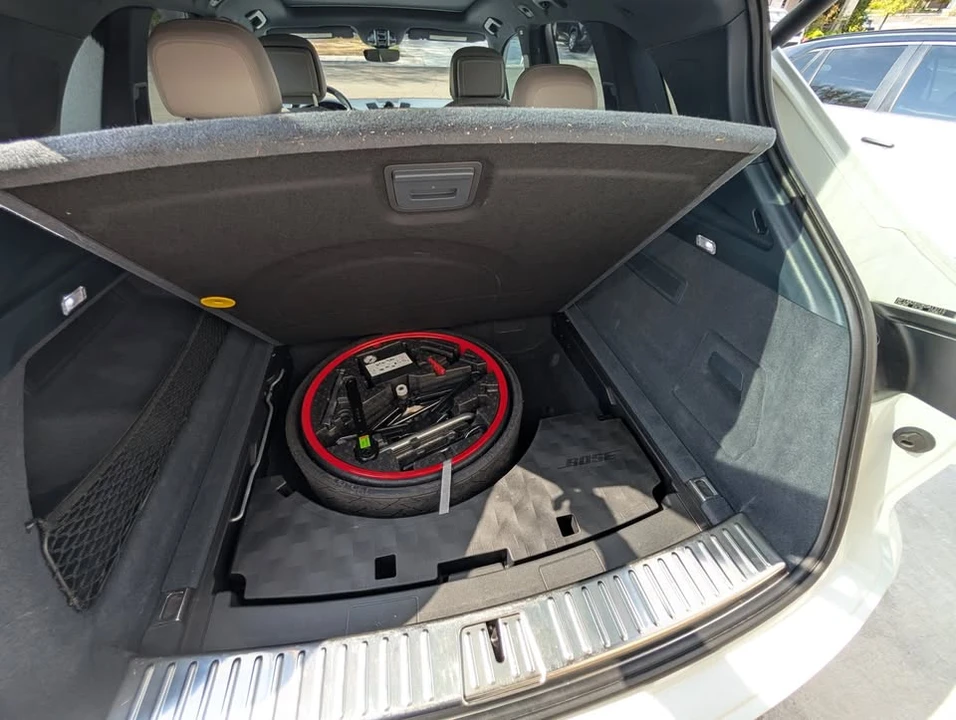 2019 Porsche 9Y0/9Y3 Cayenne - Image 16 of 16
