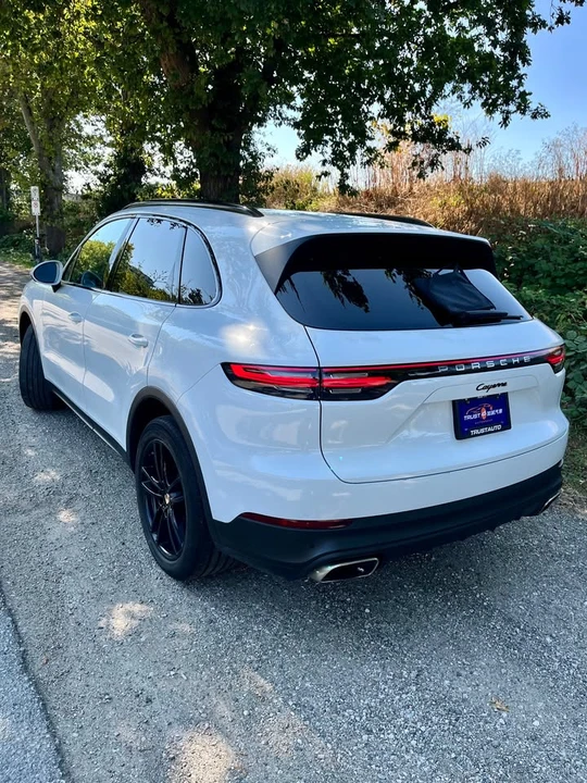 2019 Porsche 9Y0/9Y3 Cayenne - Image 5 of 18