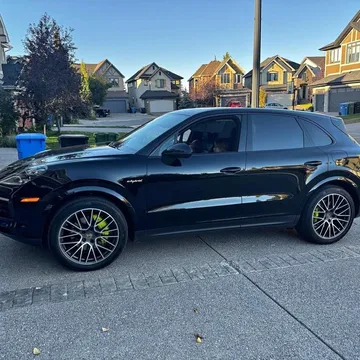 2019 Porsche Cayenne E-Hybrid