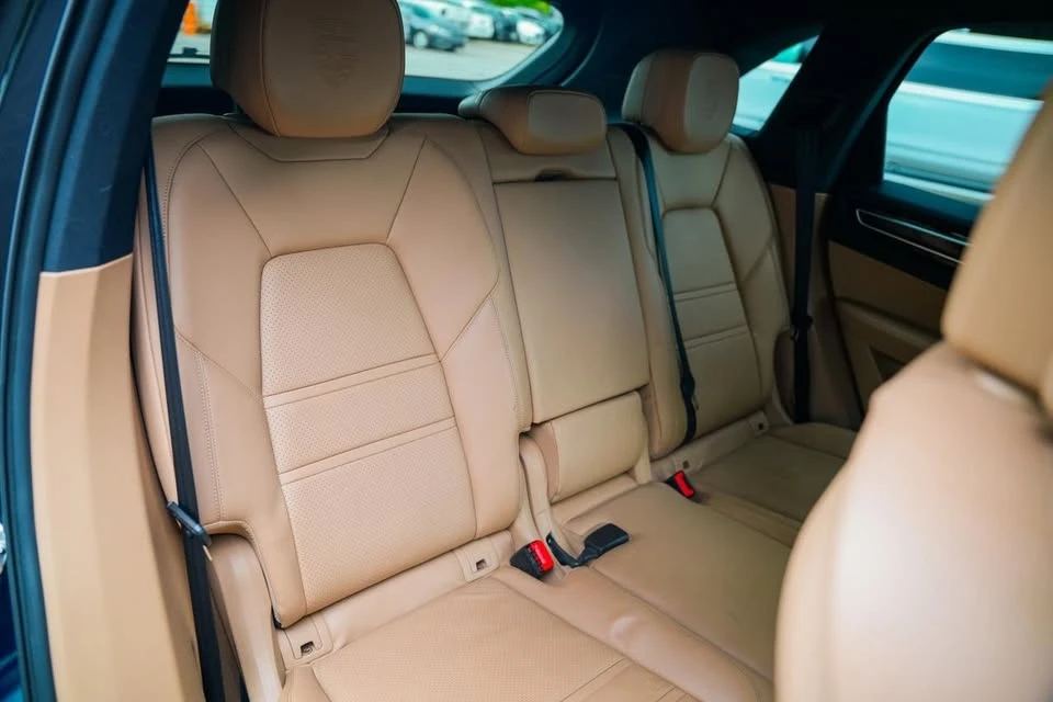 2019 Porsche 9Y0/9Y3 Cayenne - Image 18 of 20