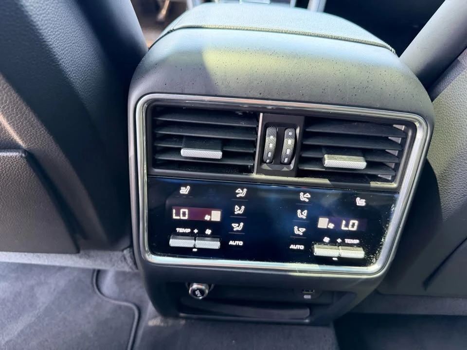 2019 Porsche 9Y0/9Y3 Cayenne - Image 15 of 16