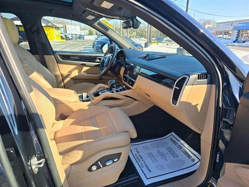 2019 Porsche 9Y0/9Y3 Cayenne - Image 14 of 20