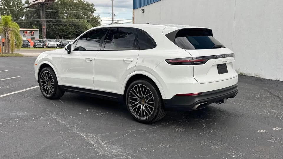 2019 Porsche 9Y0/9Y3 Cayenne - Image 4 of 10