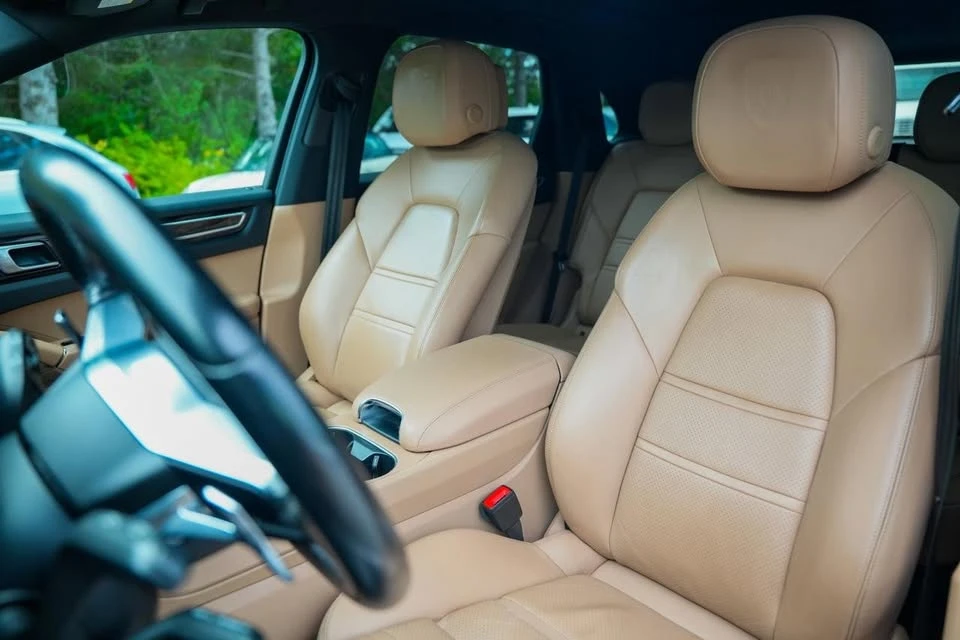 2019 Porsche 9Y0/9Y3 Cayenne - Image 14 of 20