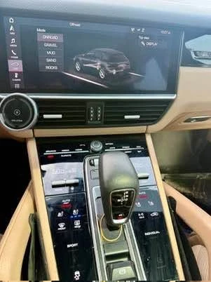 2019 Porsche 9Y0/9Y3 Cayenne - Image 2 of 10