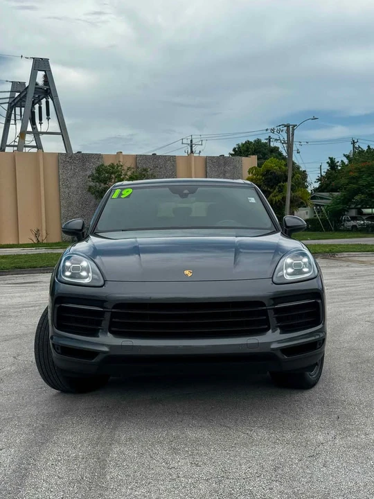 2019 Porsche 9Y0/9Y3 Cayenne - Image 2 of 10