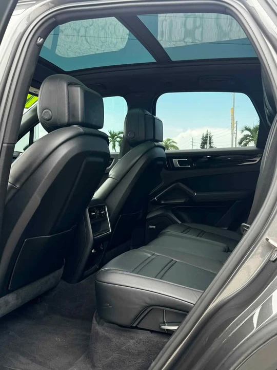 2019 Porsche 9Y0/9Y3 Cayenne - Image 10 of 10