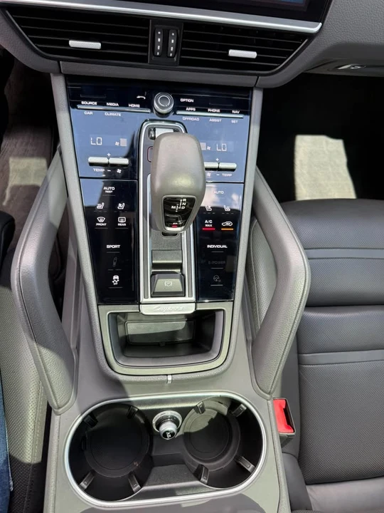 2019 Porsche 9Y0/9Y3 Cayenne - Image 16 of 20