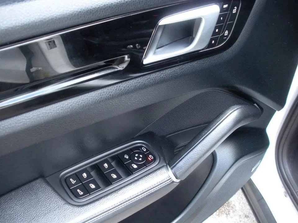 2019 Porsche 9Y0/9Y3 Cayenne - Image 4 of 20