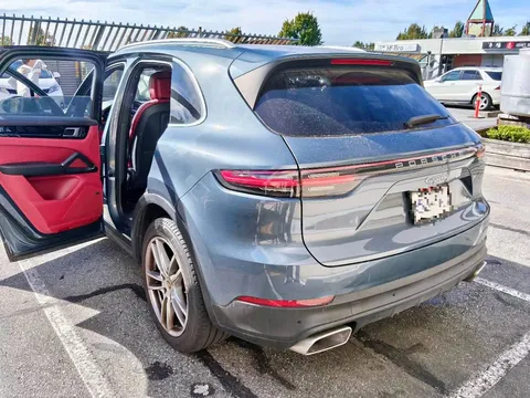 2019 Porsche Cayenne Base Plus