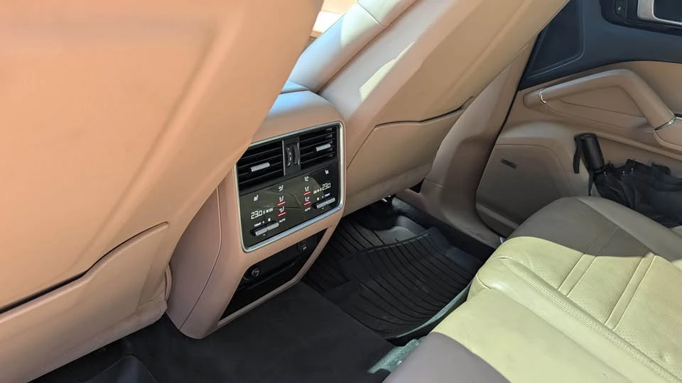 2019 Porsche 9Y0/9Y3 Cayenne - Image 10 of 10