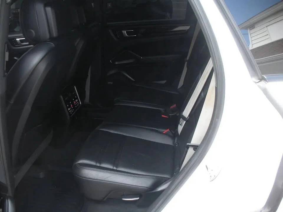 2019 Porsche 9Y0/9Y3 Cayenne - Image 19 of 20