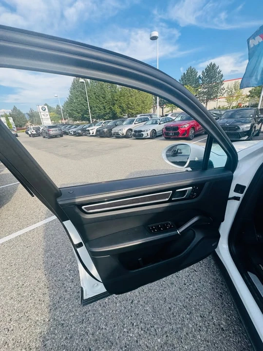 2019 Porsche 9Y0/9Y3 Cayenne - Image 9 of 14