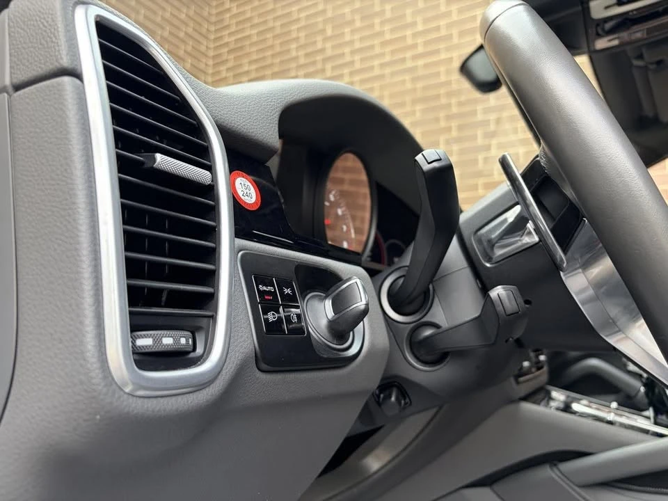 2019 Porsche 9Y0/9Y3 Cayenne - Image 14 of 20