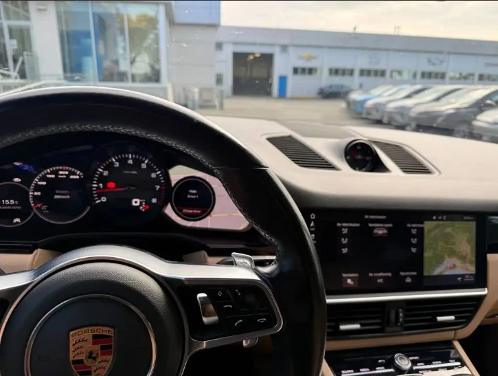 2019 Porsche 9Y0/9Y3 Cayenne - Image 10 of 14