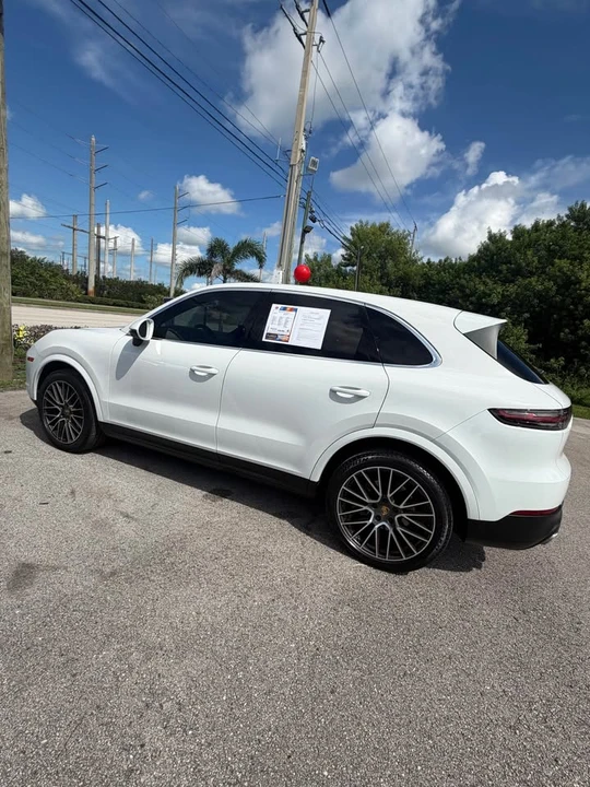 2019 Porsche 9Y0/9Y3 Cayenne - Image 2 of 9