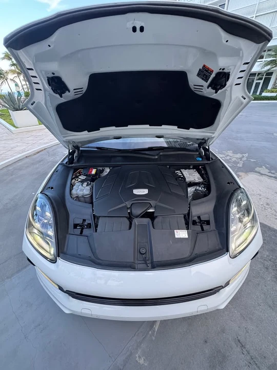 2019 Porsche 9Y0/9Y3 Cayenne - Image 8 of 12