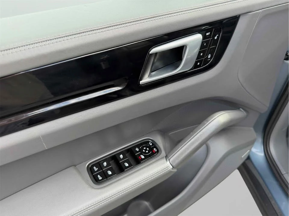2019 Porsche 9Y0/9Y3 Cayenne - Image 13 of 20