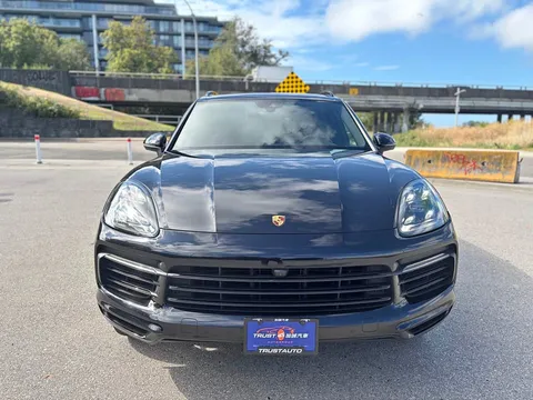 2019 Porsche Cayenne Premium Plus