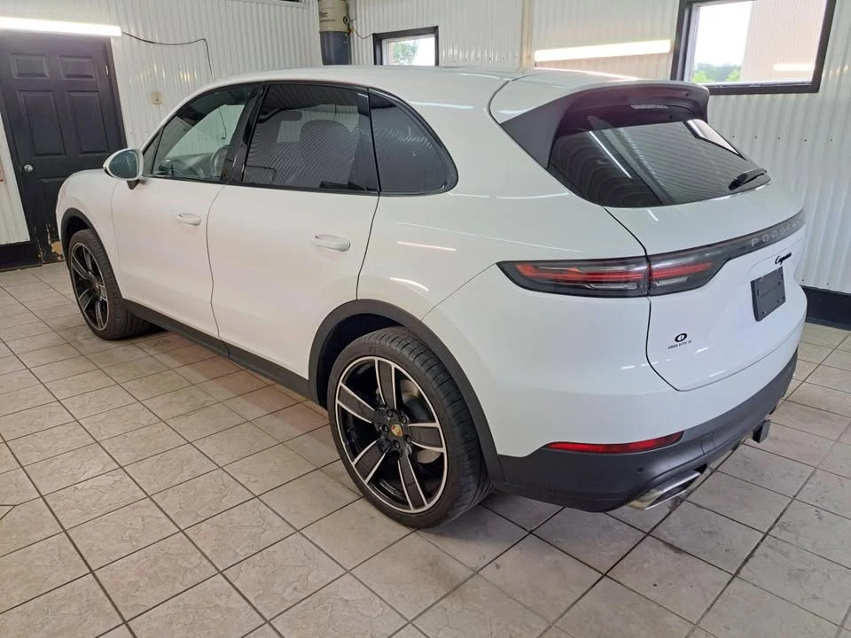 2019 Porsche 9Y0/9Y3 Cayenne - Image 2 of 17