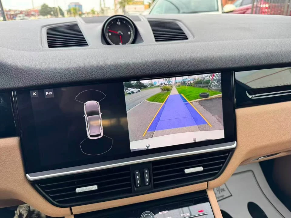 2019 Porsche 9Y0/9Y3 Cayenne - Image 12 of 16